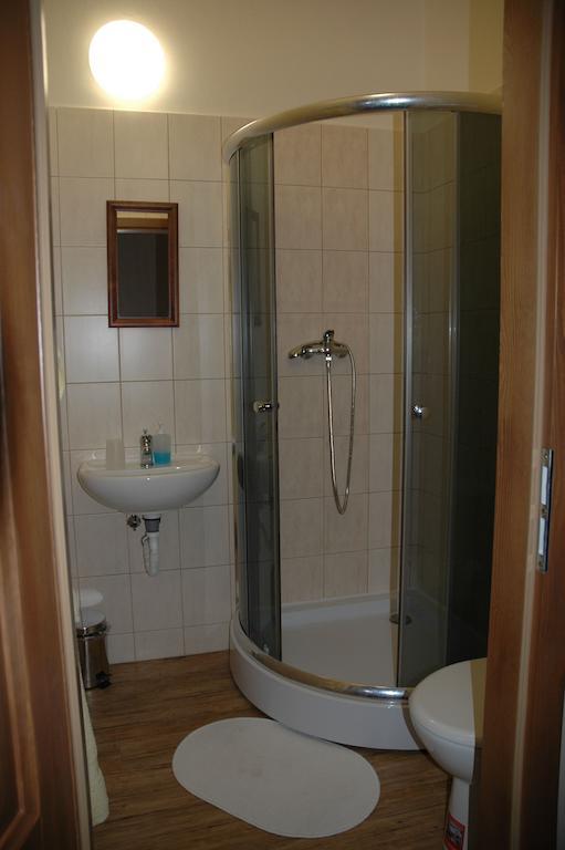Hotel Mrazek パルドゥビツェ 部屋 写真